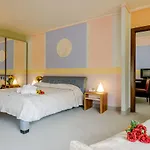 فندق Albornoz Palace سبوليتو