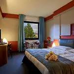 Hotel Albornoz Palace