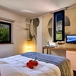 Albornoz Palace 4*