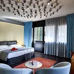 Albornoz Palace Hotel
