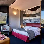 Albornoz Palace Hotel 4*