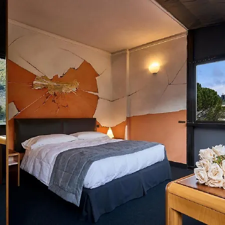 Hotel Albornoz Palace