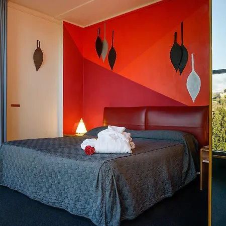 Albornoz Palace 4*