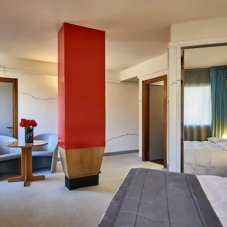 Albornoz Palace 4*