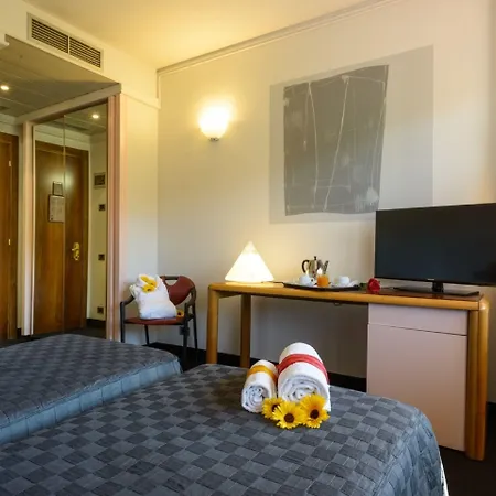Albornoz Palace 4*