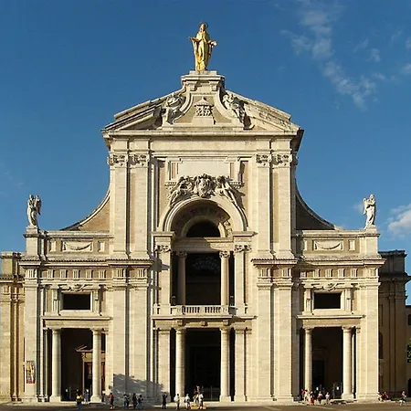 Albornoz Palace Hotel