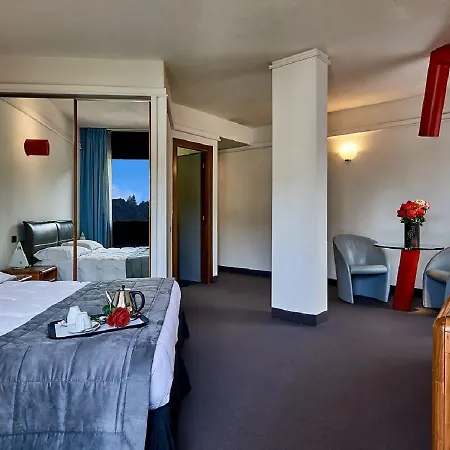 Albornoz Palace 4*