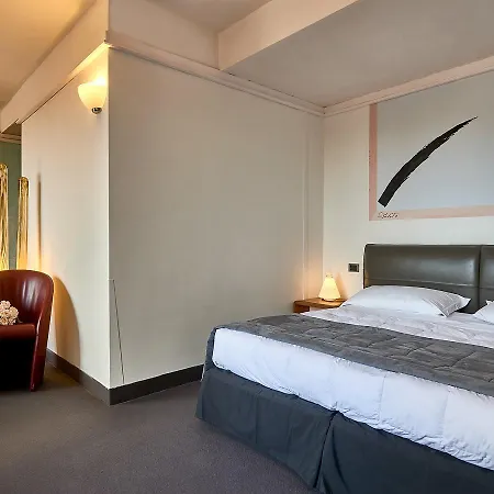Albornoz Palace 4*