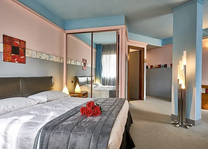 Hotel Albornoz Palace 4*