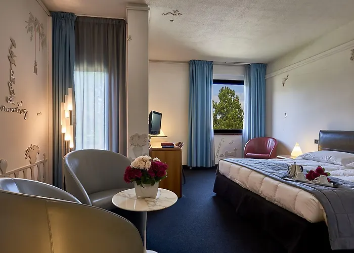 Hotel Albornoz Palace 4*