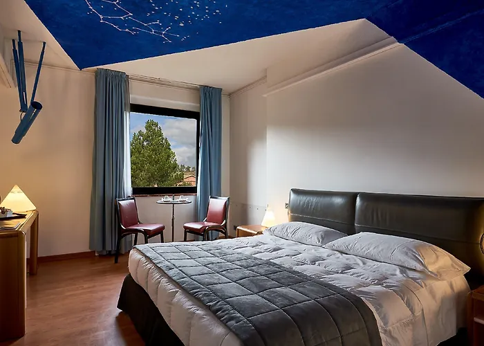 Albornoz Palace Hotel 4*