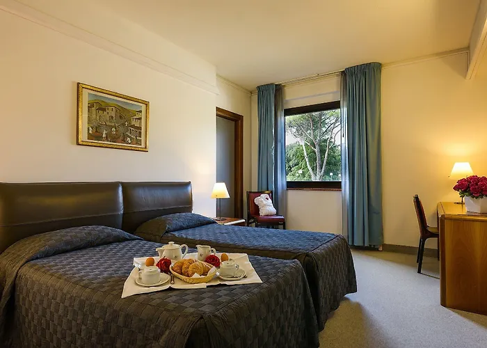 Hotel Albornoz Palace 4*